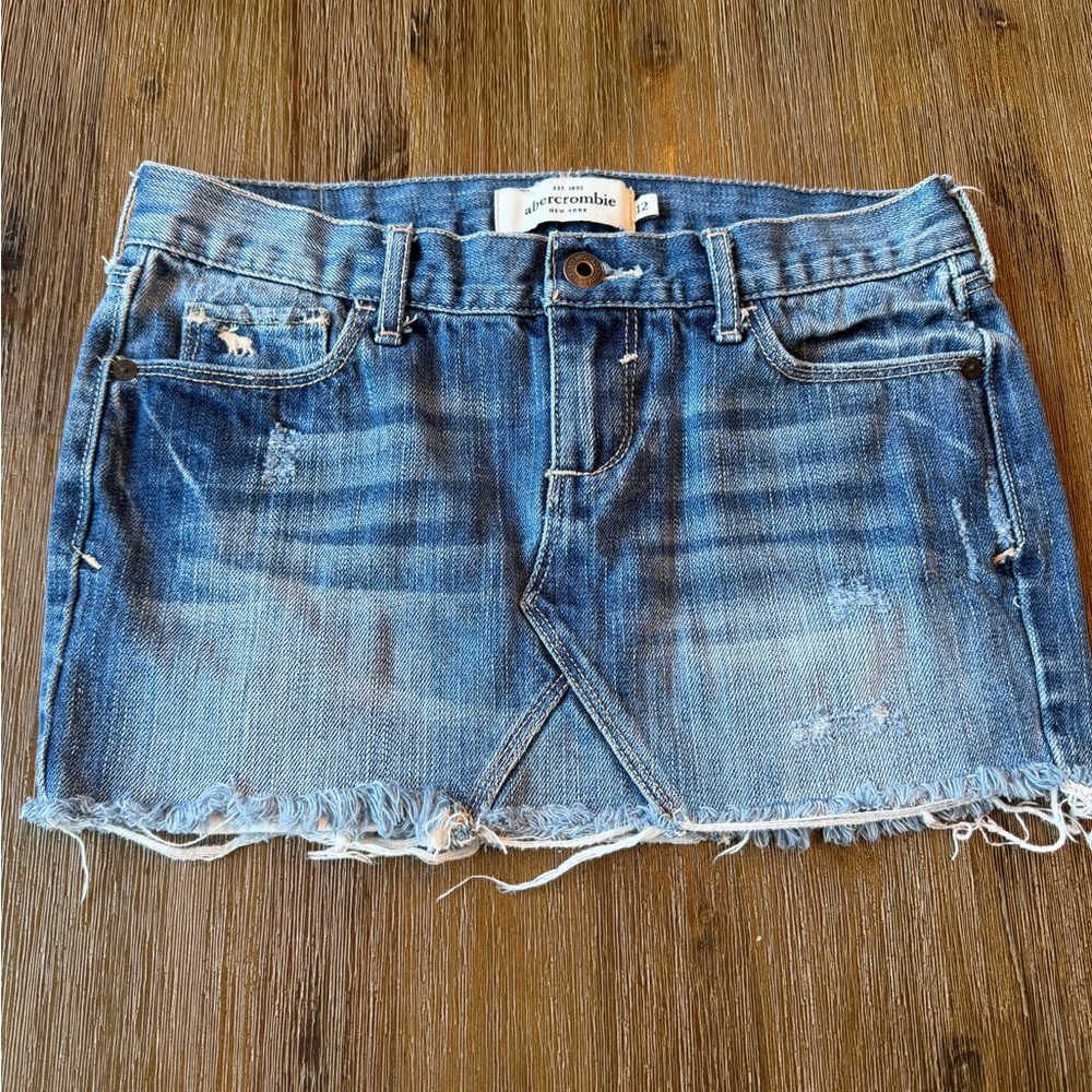 3/27$ Abercrombie kids denim jean mini skirt with frayed hem size 12